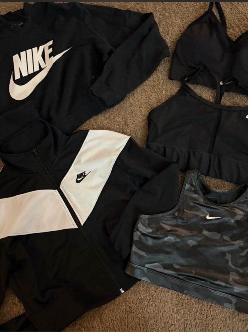 Nike Black and White Cropped Sports Tops